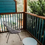 Fészek -étel és Hotel-bed&breakfast - Bike Point Hotel
