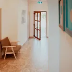 Feszek -etel Es Hotel-zanka