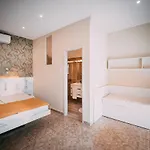Hotel Fészek -étel és Hotel-bed&breakfast - Bike Point *