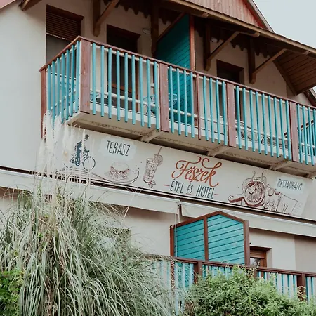 Feszek -etel Es Hotel-zanka Zánka