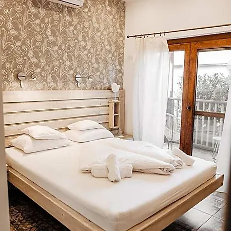 Feszek -etel Es Hotel-zanka ホテル Zánka
