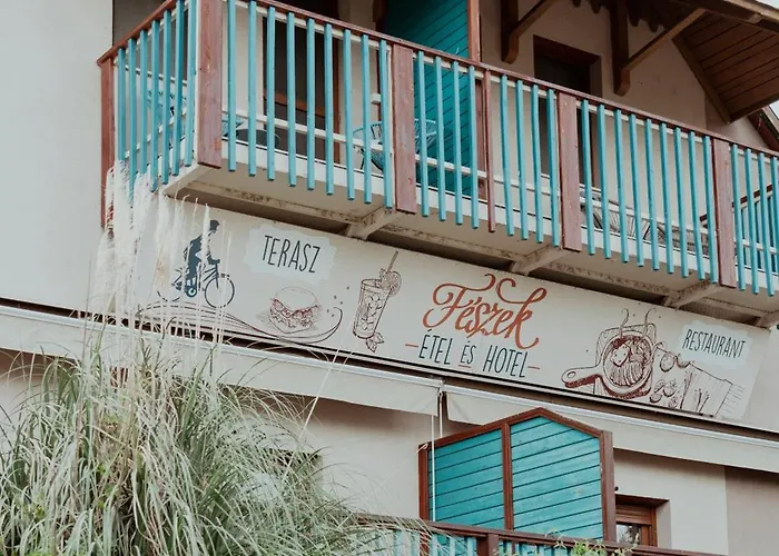 Feszek -etel Es Hotel- Balatonszemes